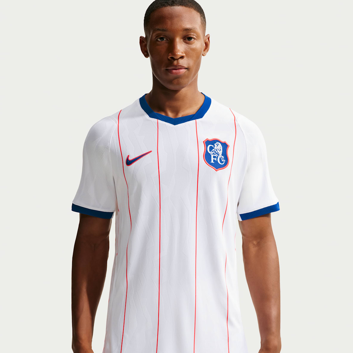 Chelsea F.C. Kits & Football Shirts 2026/27. Nike FI